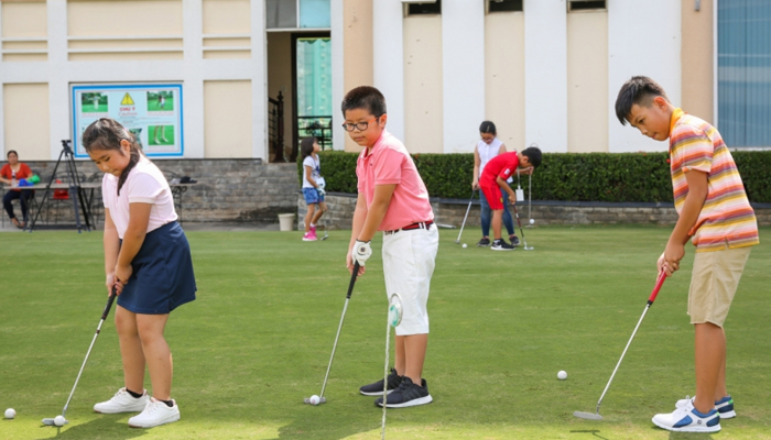 Top 5 trung tâm dạy đánh golf cho trẻ em chất lượng