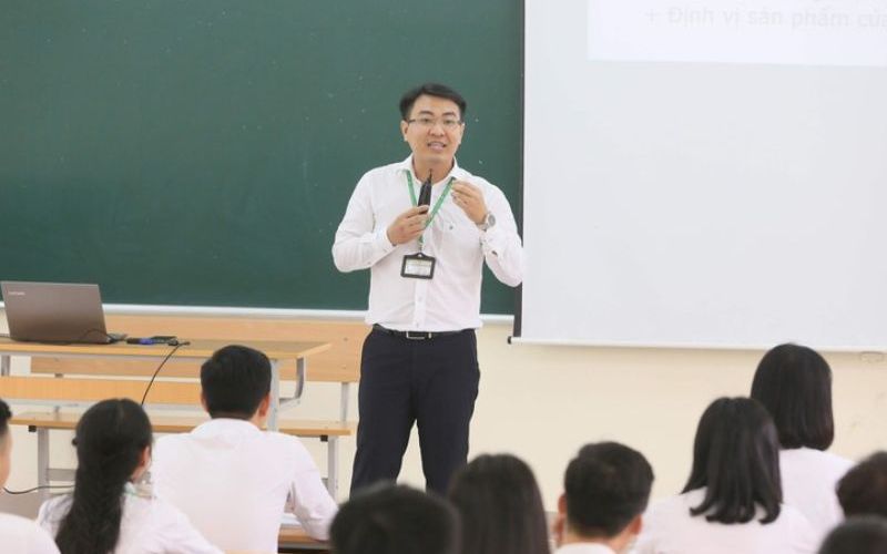 Đội ngũ giáo viên