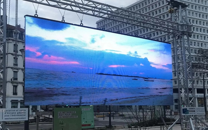 Màn hình LED là gì